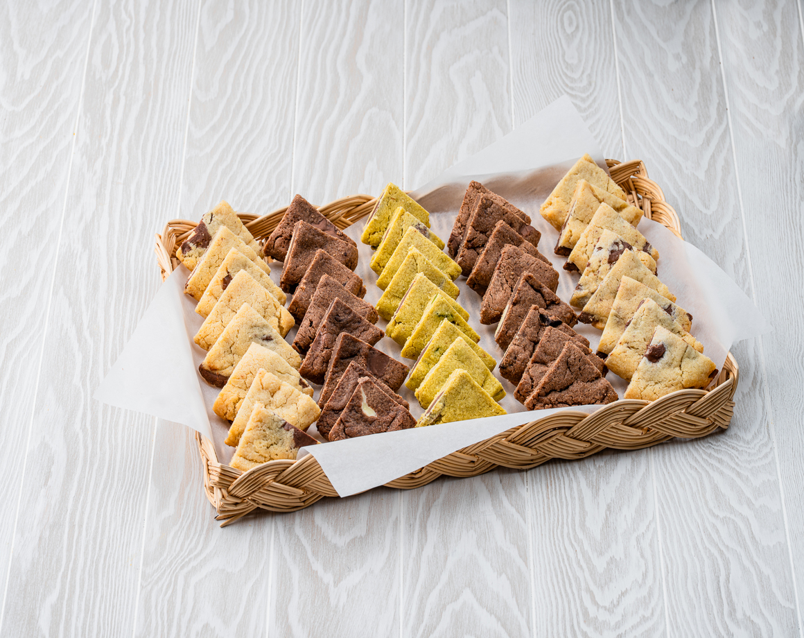 Plateau de cookies assortis