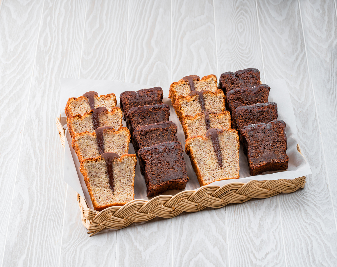 Parts de cakes assortis