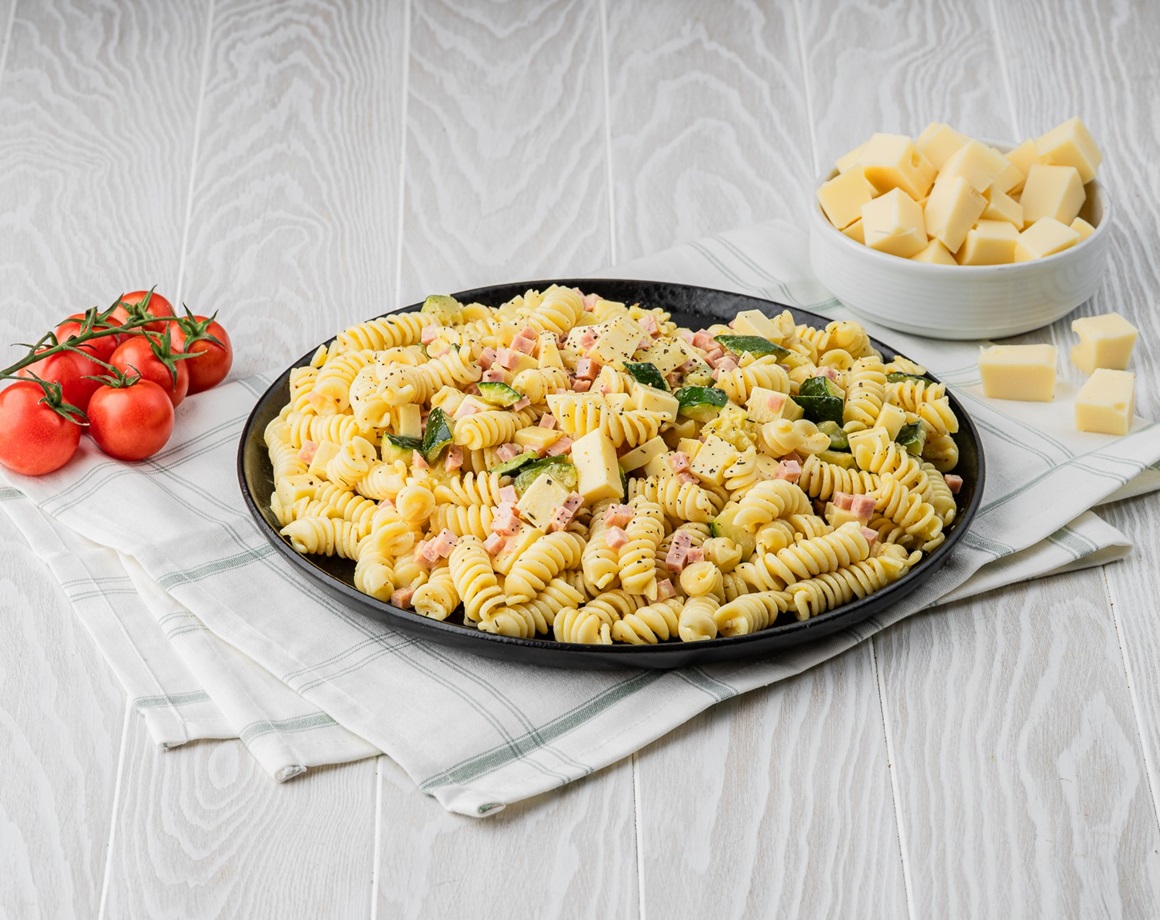 Salade de pâtes jambon fromage